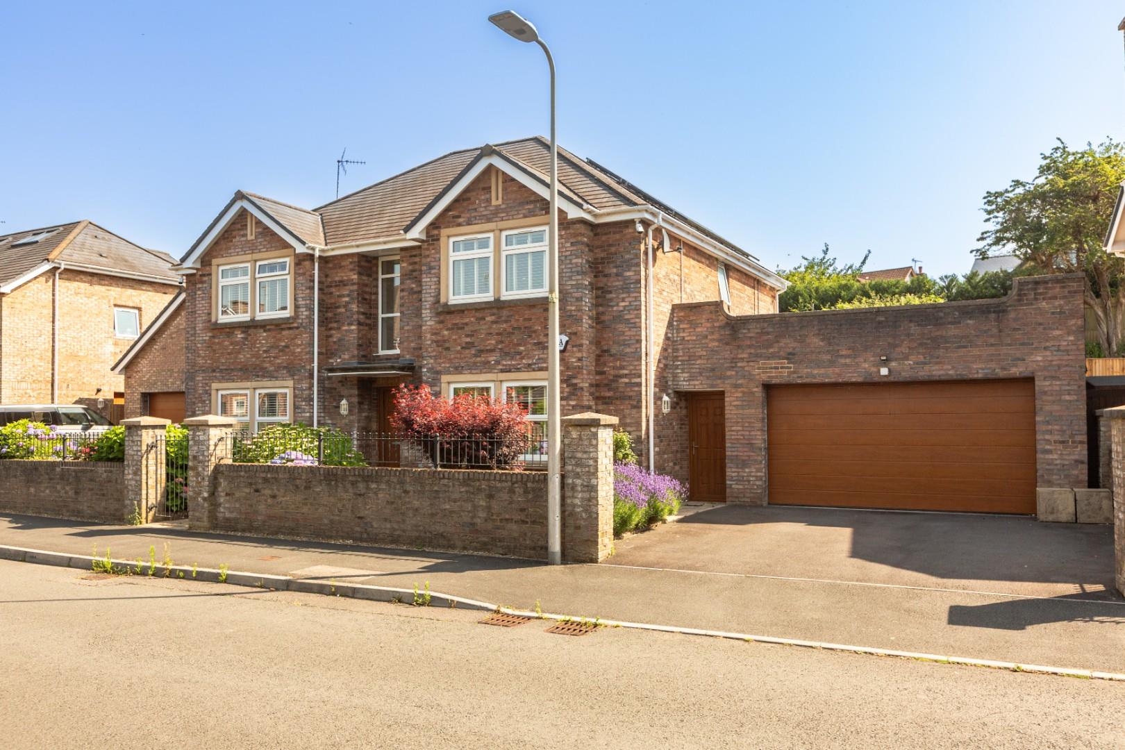 Moorland Avenue, Newton, Mumbles, SA3 4UA